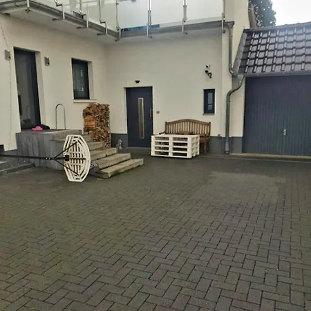 Moderne Mit Orientalischem Flair Und Top-lage Naeher Bonn Appartement Meckenheim (North Rhine-Westphalia)