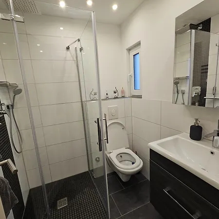 Moderne Mit Orientalischem Flair Und Top-lage Naeher Bonn Appartement