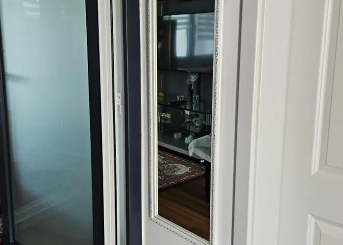 Moderne Mit Orientalischem Flair Und Top-lage Naeher Bonn Apartment *