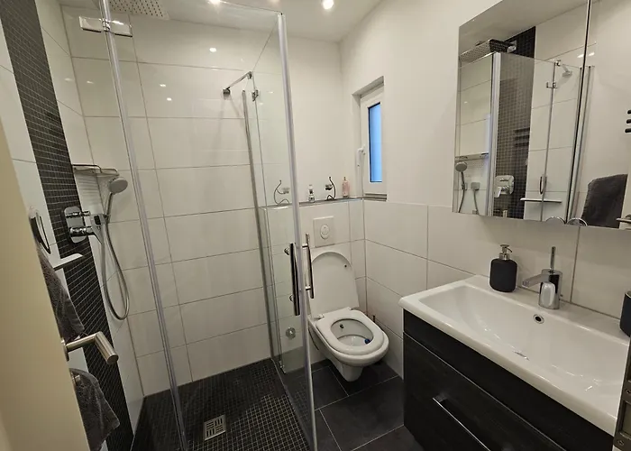 Moderne Mit Orientalischem Flair Und Top-lage Naeher Bonn Apartment