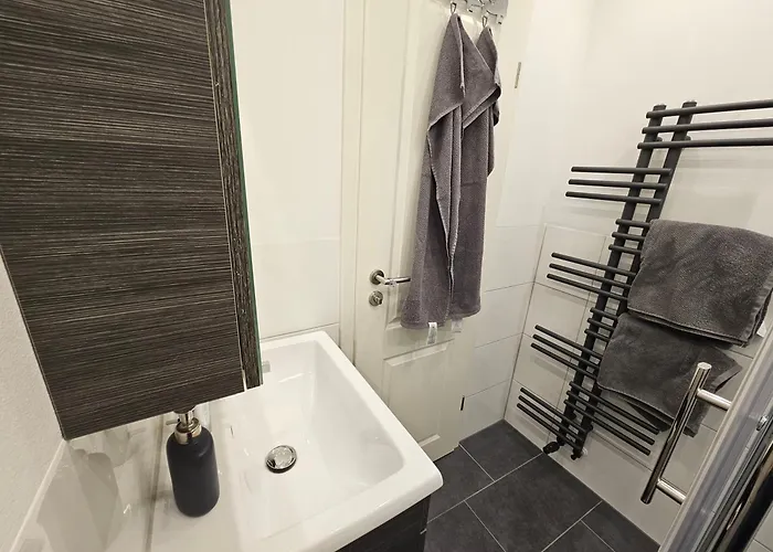 Moderne Mit Orientalischem Flair Und Top-lage Naeher Bonn Apartment